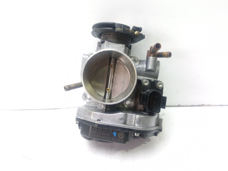 Recambio de caja mariposa para audi a3 (8l) 1.9 tdi referencia OEM IAM 06A133064  