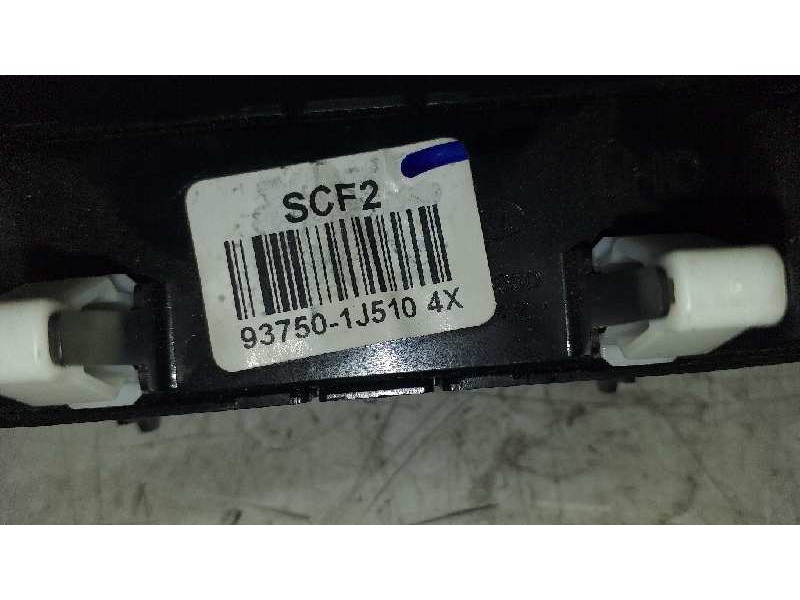 Recambio de warning para hyundai i20 style referencia OEM IAM 937501J510  