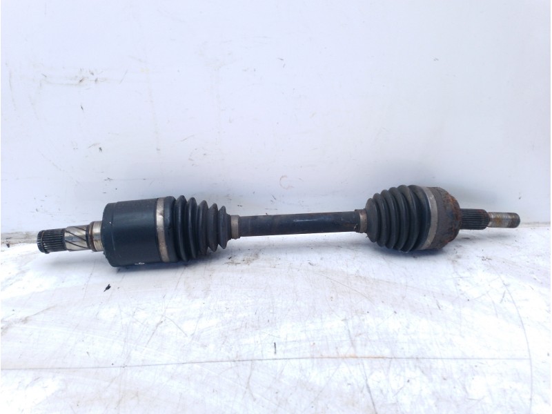 Recambio de transmision delantera derecha para jeep gr. cherokee (wh) 3.0 crd cat referencia OEM IAM 52104590AA  
