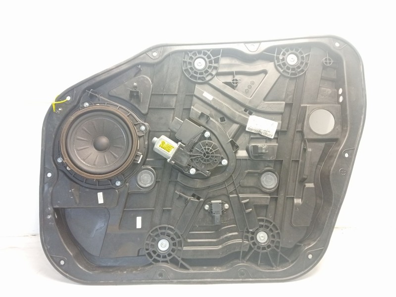 Recambio de elevalunas delantero derecho para hyundai tucson 1.6 cat referencia OEM IAM 82460D7010 82480D7140 
