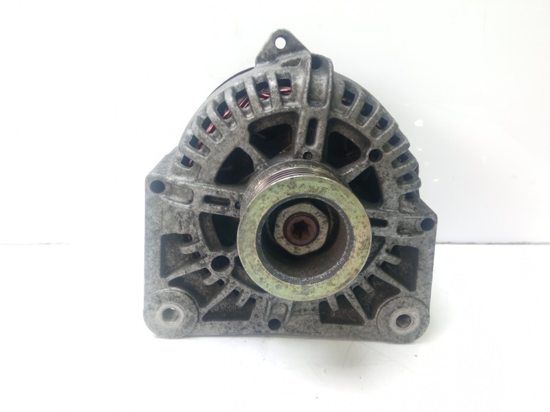 Recambio de alternador para renault megane ii berlina 3p confort dynamique referencia OEM IAM 8200290215  