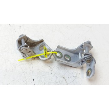 BISAGRA PUERTA DELANTERA IZQUIERDA 804004475R 