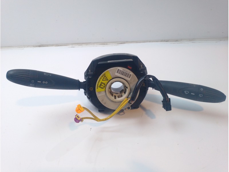 Recambio de mando luces para fiat nuova 500 (150) sport referencia OEM IAM 735472470 07354724700 