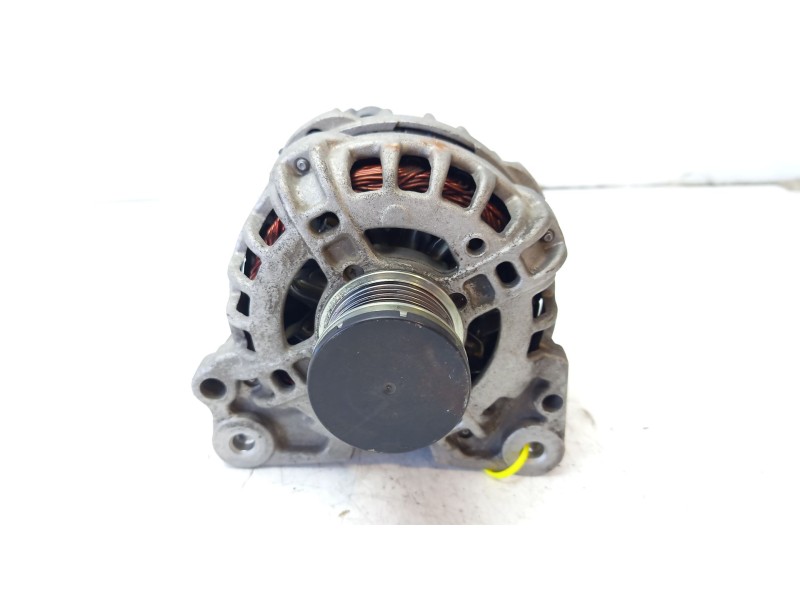 Recambio de alternador para skoda fabia iii (nj3) 1.0 referencia OEM IAM 04C903023J VWAG 14V 110A 