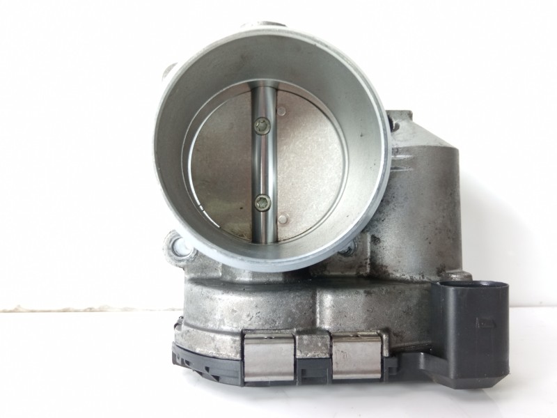 Recambio de caja mariposa para audi a4 cabrio (8h) 1.8 20v turbo referencia OEM IAM 06B133062M  