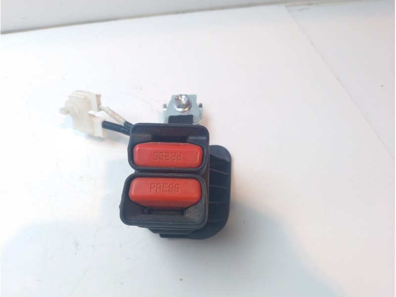 Recambio de cinturon seguridad trasero izquierdo para toyota c-hr referencia OEM IAM 1129810  