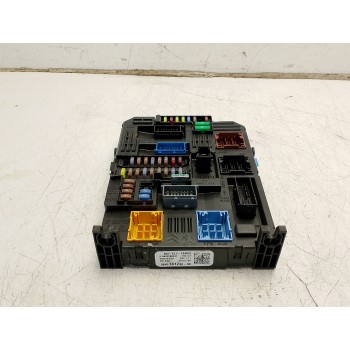 CAJA RELES / FUSIBLES SU001B1678 9845141280 