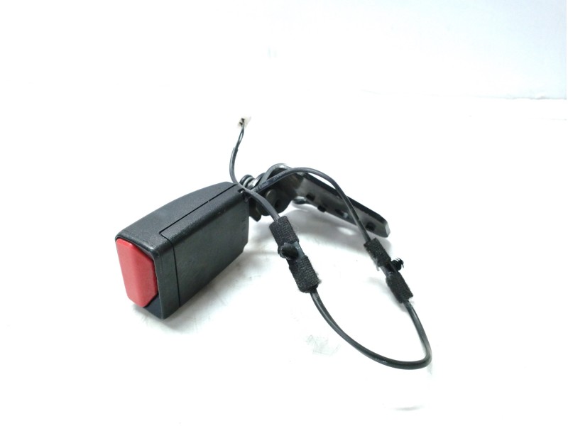 Recambio de cinturon seguridad trasero para peugeot 508 2.0 blue-hdi fap referencia OEM IAM 8976J5  