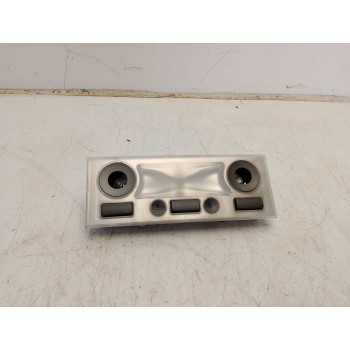 LUZ INTERIOR TRASERA CENTRAL 63318379699 