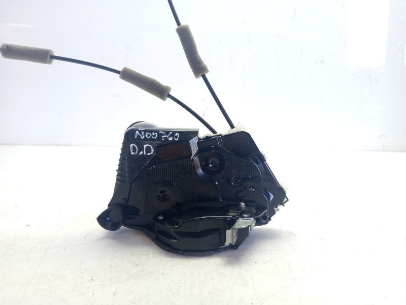 Recambio de cerradura puerta delantera derecha para toyota yaris active referencia OEM IAM 69030K0031  