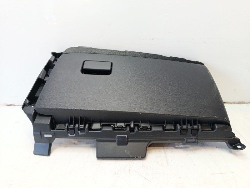 Recambio de guantera para toyota yaris active referencia OEM IAM 555500D430C0  