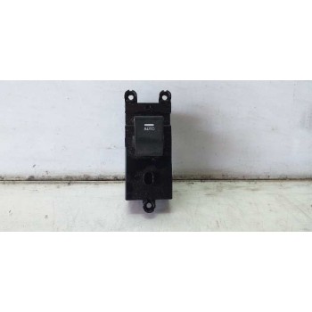 MANDO ELEVALUNAS DELANTERO DERECHO 935753Z000 39R5101000 