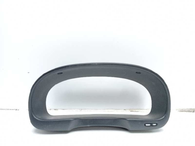Recambio de molduras delanteras para hyundai tucson referencia OEM IAM 848312B000  