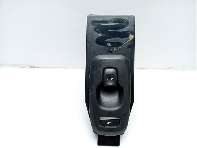 Recambio de mando elevalunas delantero derecho para volvo s60 berlina 2.4 diesel cat referencia OEM IAM 30658147  