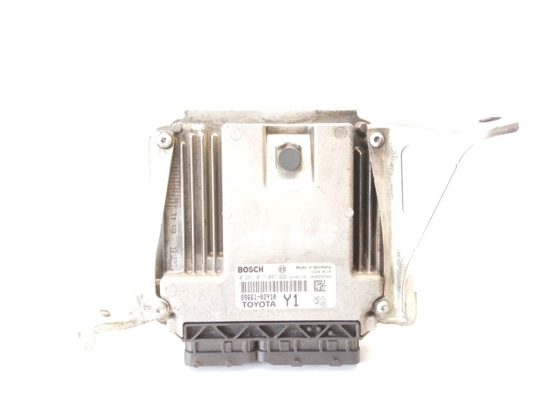 Recambio de centralita motor uce para toyota auris luna+ referencia OEM IAM 8966102Y10 0281017097 