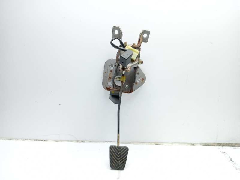 Recambio de pedal embrague para hyundai santa fé ii furgoneta/suv (cm) crdi 4x4 referencia OEM IAM 328022W110  