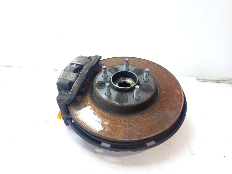 Recambio de mangueta delantera izquierda para chevrolet cruze hatchback referencia OEM IAM 13319482  