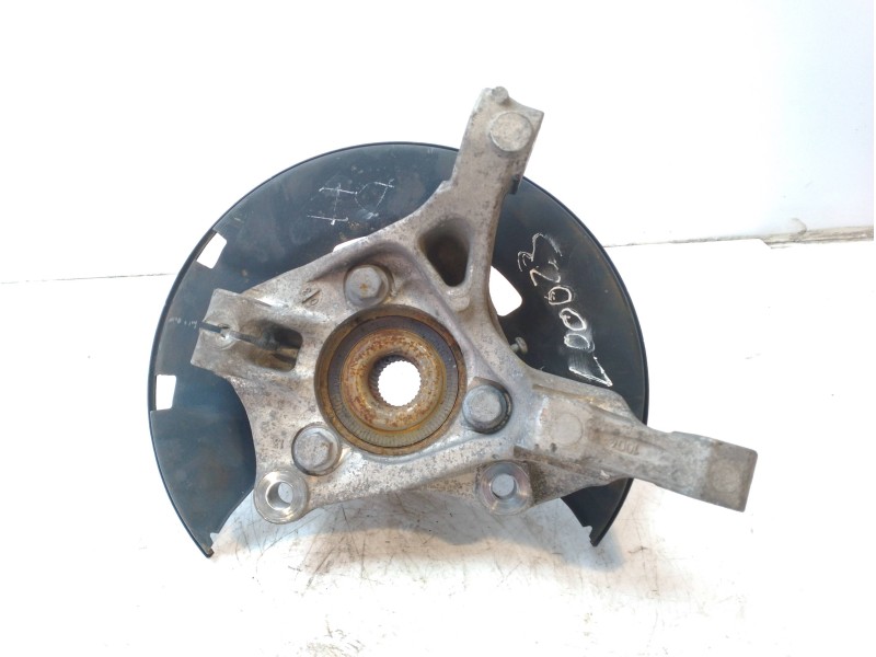 Recambio de mangueta delantera izquierda para opel astra j lim. 1.7 16v cdti referencia OEM IAM 13319482  