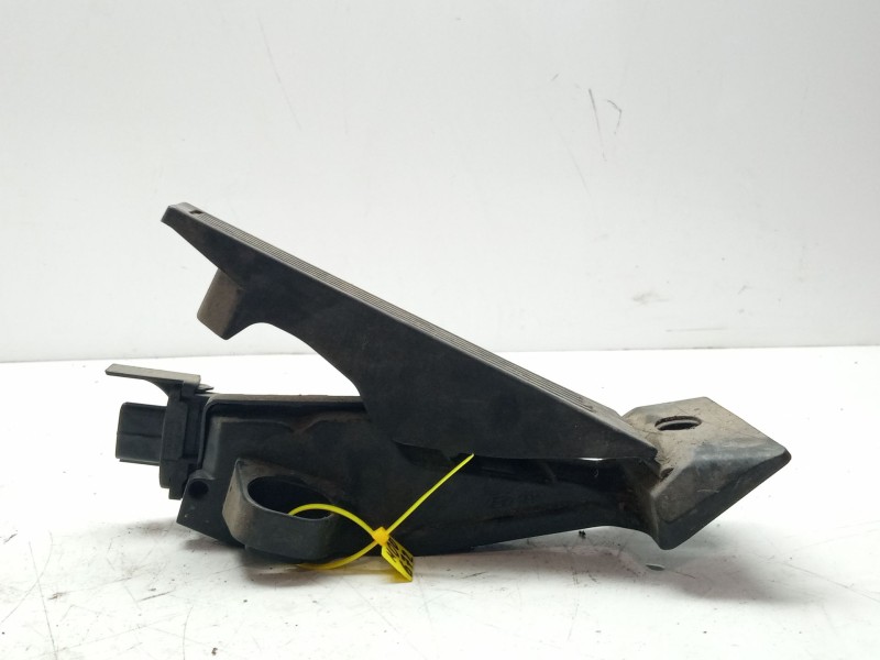 Recambio de pedal acelerador para hyundai tucson 1.6 cat referencia OEM IAM 32700C5110  