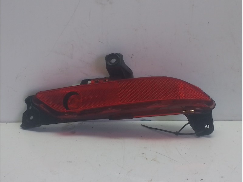 Recambio de piloto trasero derecho interior para lexus nx referencia OEM IAM 8145778030  