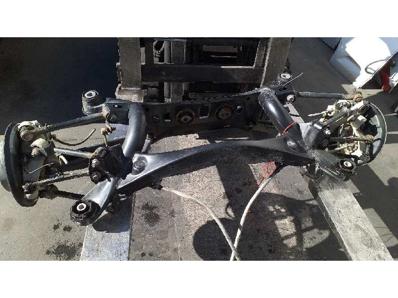 Recambio de puente trasero para lexus is200 (ds2/is2) 220d referencia OEM IAM   