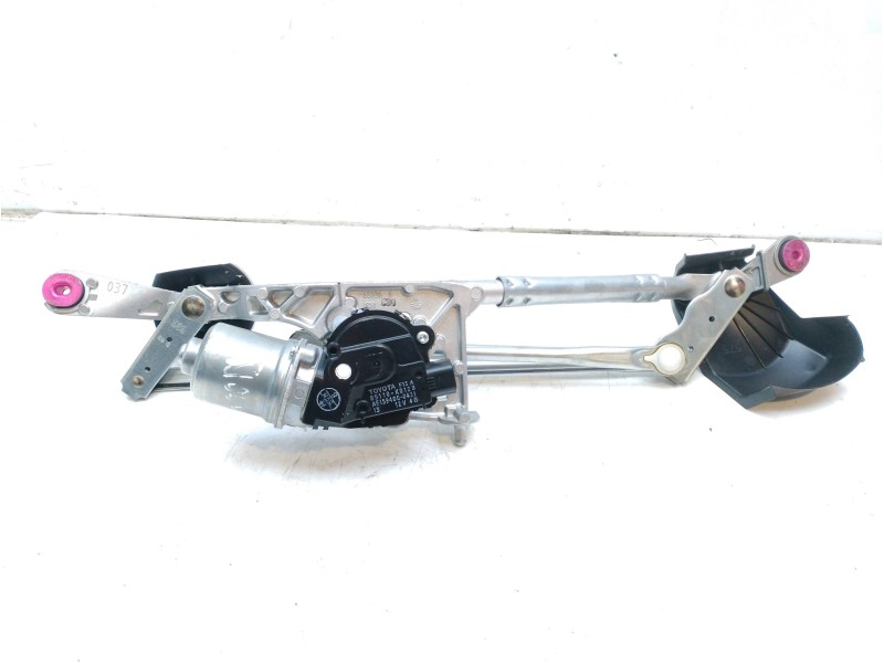 Recambio de motor limpia delantero para toyota yaris 1.5 16v cat referencia OEM IAM 85110K0120  