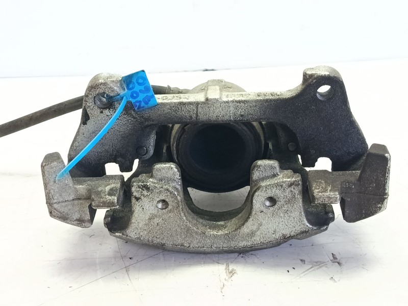 Recambio de pinza freno delantera izquierda para toyota yaris active referencia OEM IAM 47750K0030  
