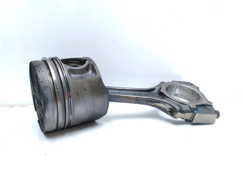 Recambio de piston para mercedes-benz clase e (w124) berlina referencia OEM IAM A1040300620 A1040300418 
