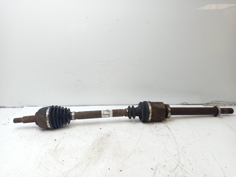 Recambio de transmision delantera derecha para renault scenic ii 1.9 dci diesel referencia OEM IAM 8200472158  