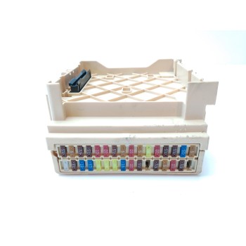 CAJA RELES / FUSIBLES 8273042811 