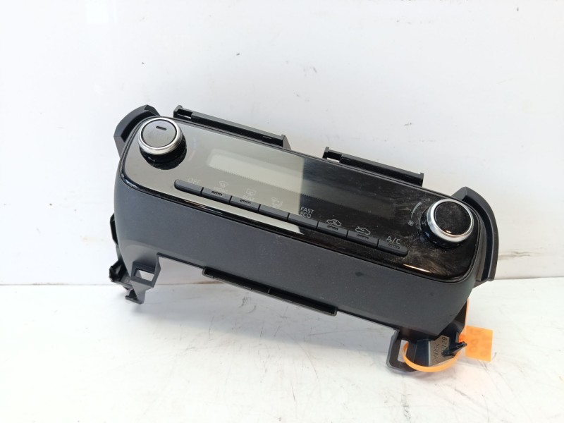 Recambio de mando calefaccion / aire acondicionado para toyota yaris active referencia OEM IAM 559000DN40  