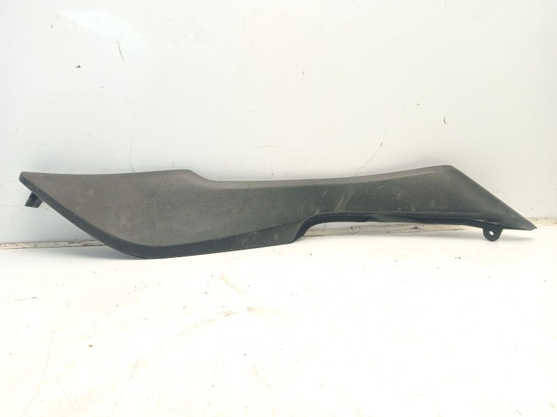 Recambio de moldura para kawasaki versys 650 referencia OEM IAM 360010613  