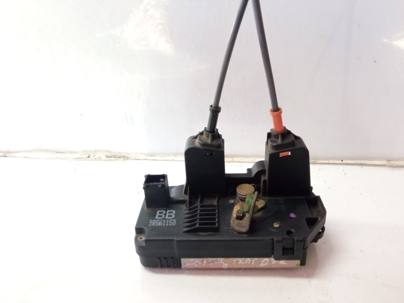 Recambio de cerradura puerta trasera derecha para opel zafira a comfort referencia OEM IAM 90561158  