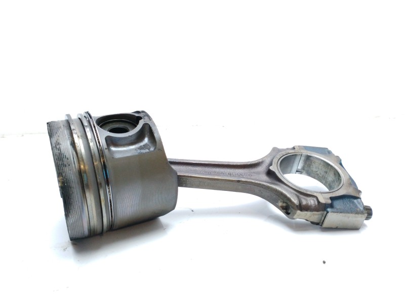 Recambio de piston para mercedes-benz clase e (w124) berlina referencia OEM IAM A1040300620 A1040300418 