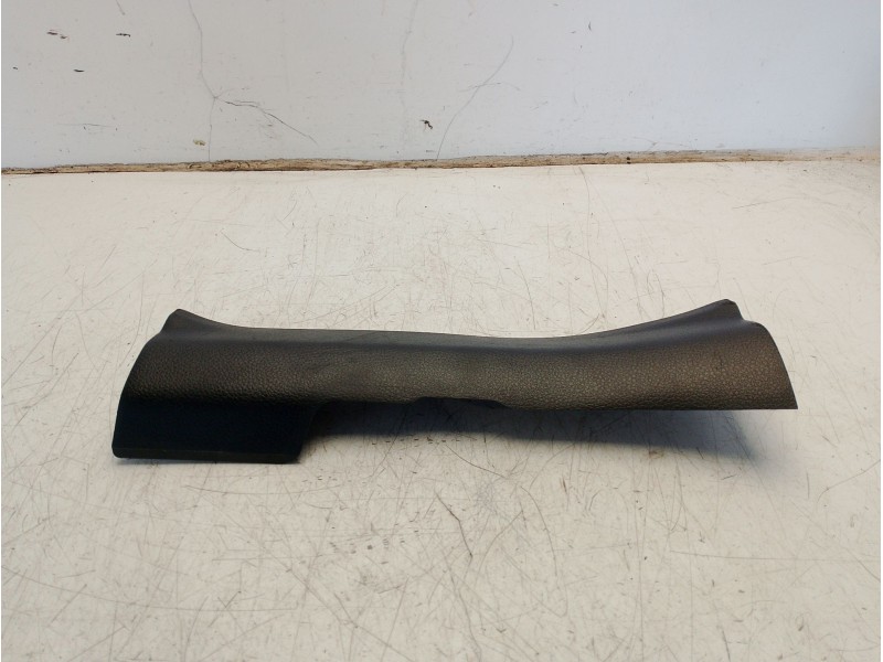Recambio de moldura para nissan qashqai ii (j11, j11_) 1.3 dig-t referencia OEM IAM 769B64EA0A  