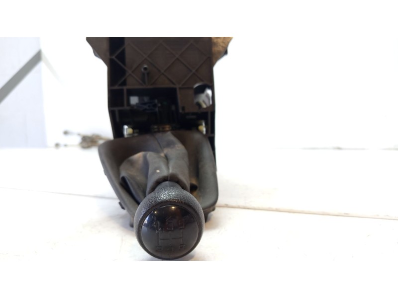 Recambio de palanca cambio para toyota proace verso 1.6 d-4d cat referencia OEM IAM SU001A9593  9814652680