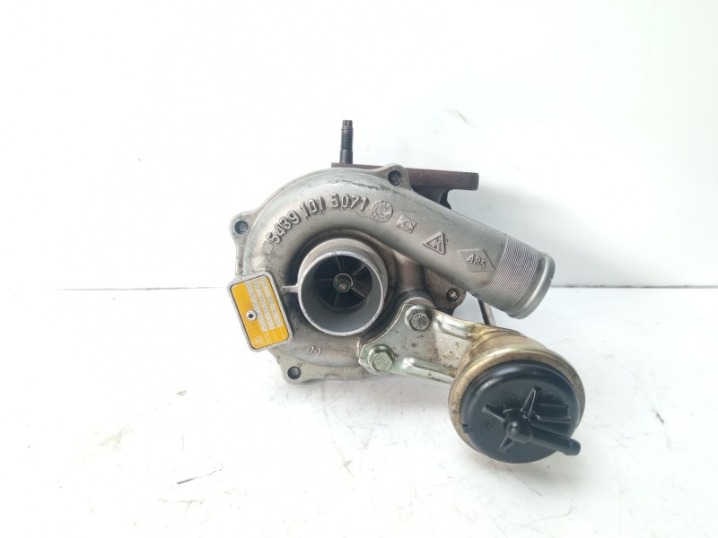 Recambio de turbocompresor para renault megane ii berlina 3p confort dynamique referencia OEM IAM 54391015071  
