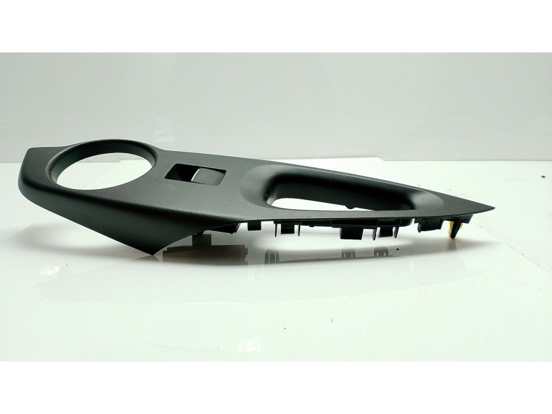 Recambio de mando elevalunas trasero derecho para toyota corolla touring sports (e21) referencia OEM IAM 7427102790  