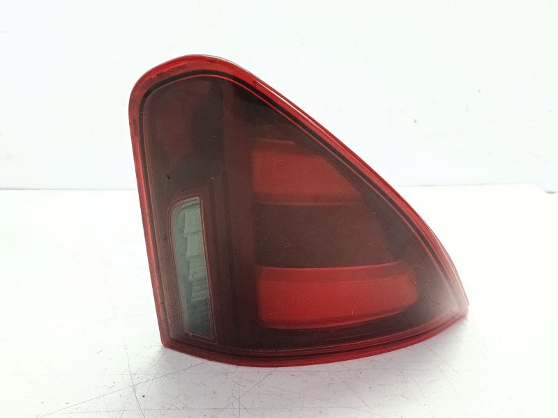 Recambio de piloto trasero derecho interior para peugeot 2008 i (cu_) 1.5 bluehdi 100 referencia OEM IAM 9814757280  