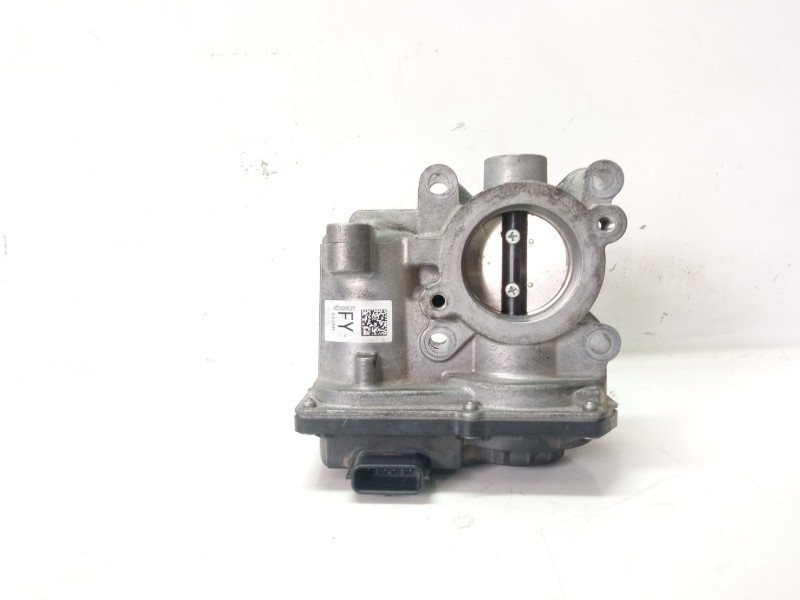 Recambio de caja mariposa para renault megane iii berlina 5 p bose edition referencia OEM IAM 161206038R H8201171233 