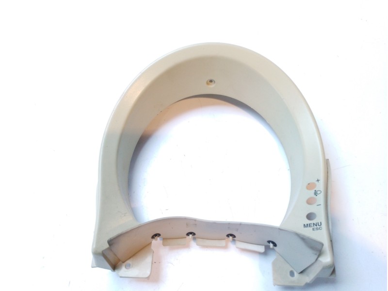 Recambio de molduras delanteras para fiat 500 cabrio (150) referencia OEM IAM 735451329  