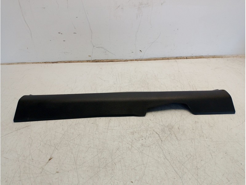 Recambio de moldura para nissan qashqai ii (j11, j11_) 1.3 dig-t referencia OEM IAM 769B44EA0A  