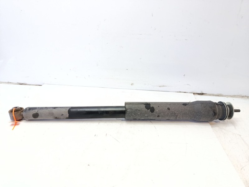 Recambio de amortiguador trasero derecho para toyota yaris active referencia OEM IAM 48530K0090  