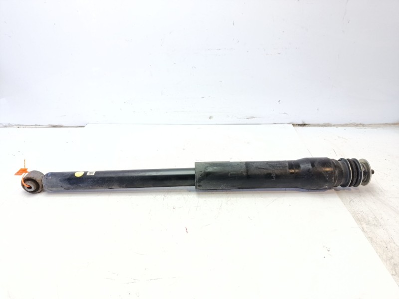Recambio de amortiguador trasero izquierdo para toyota yaris active referencia OEM IAM 48530K0090  