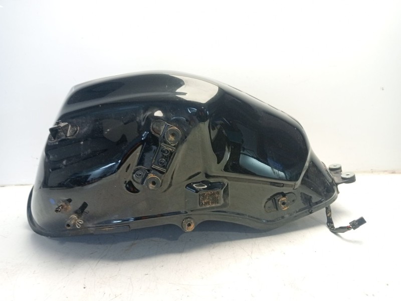 Recambio de deposito combustible para kawasaki versys 650 referencia OEM IAM 510010897725  
