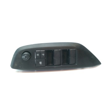 MANDO ELEVALUNAS DELANTERO IZQUIERDO 840400D020 