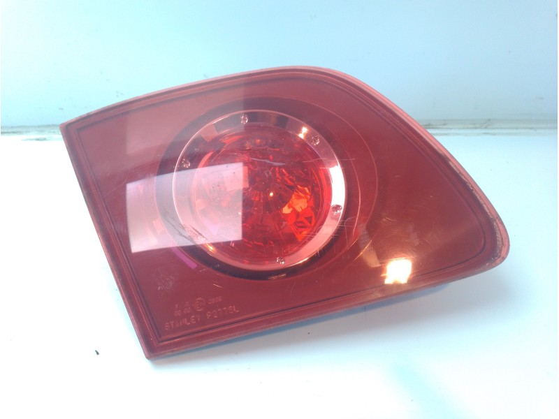 Recambio de piloto trasero derecho para mazda 3 berlina (bk) 2.0 sportive referencia OEM IAM BN8W513G0D  