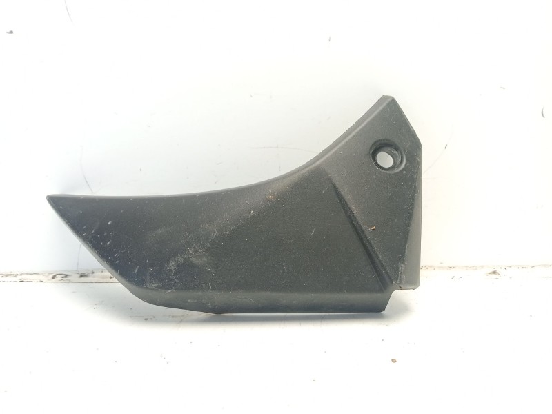 Recambio de moldura para kawasaki versys 650 referencia OEM IAM 140930096  
