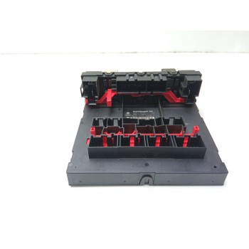 CAJA RELES / FUSIBLES 1K0937049T 