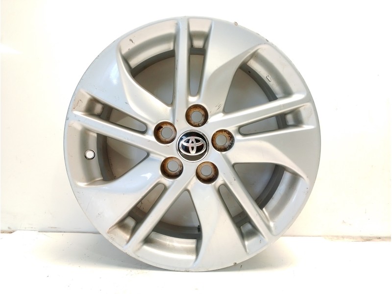 Recambio de llanta para toyota yaris 1.5 16v cat referencia OEM IAM 42611K0030  